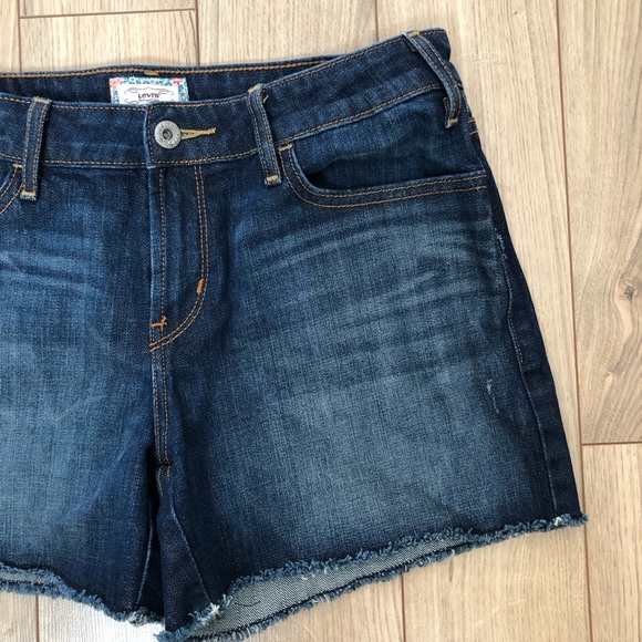 Women’s Levi’s Jeans Shorts size 8 - Picture 3 of 11